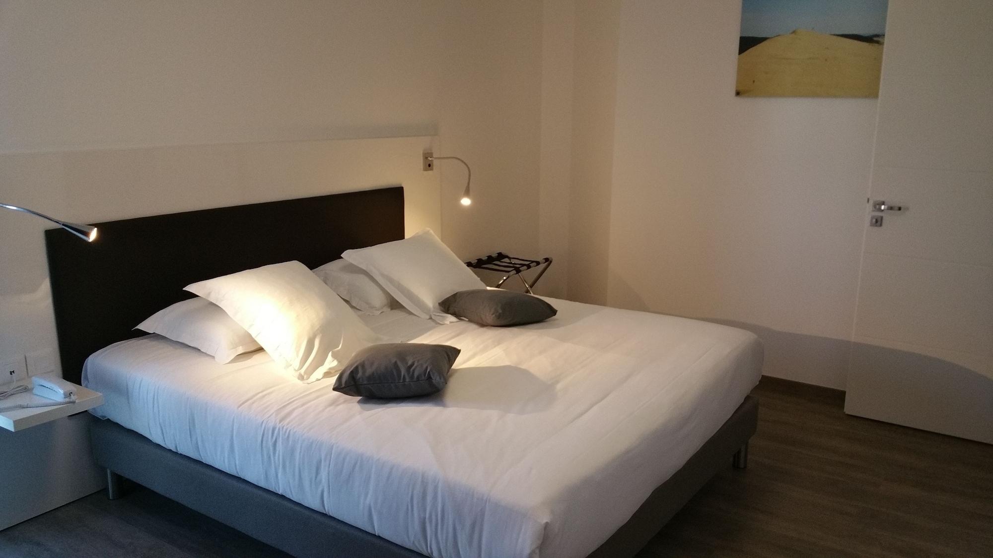 All Suites Appart Hotel Bordeaux Песак Екстериор снимка